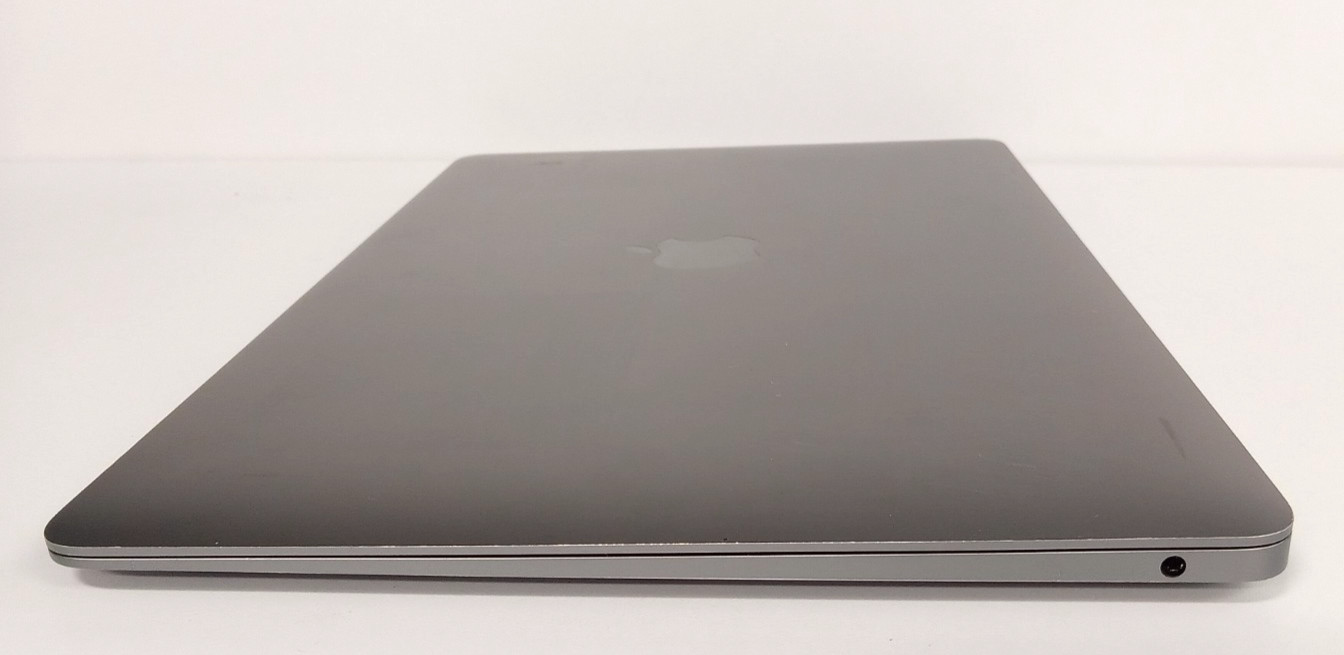 Apple Macbook Air 13″ Space Gray 2018 (256GB SSD, i5 8th Gen, 8GB RAM) – FF!
