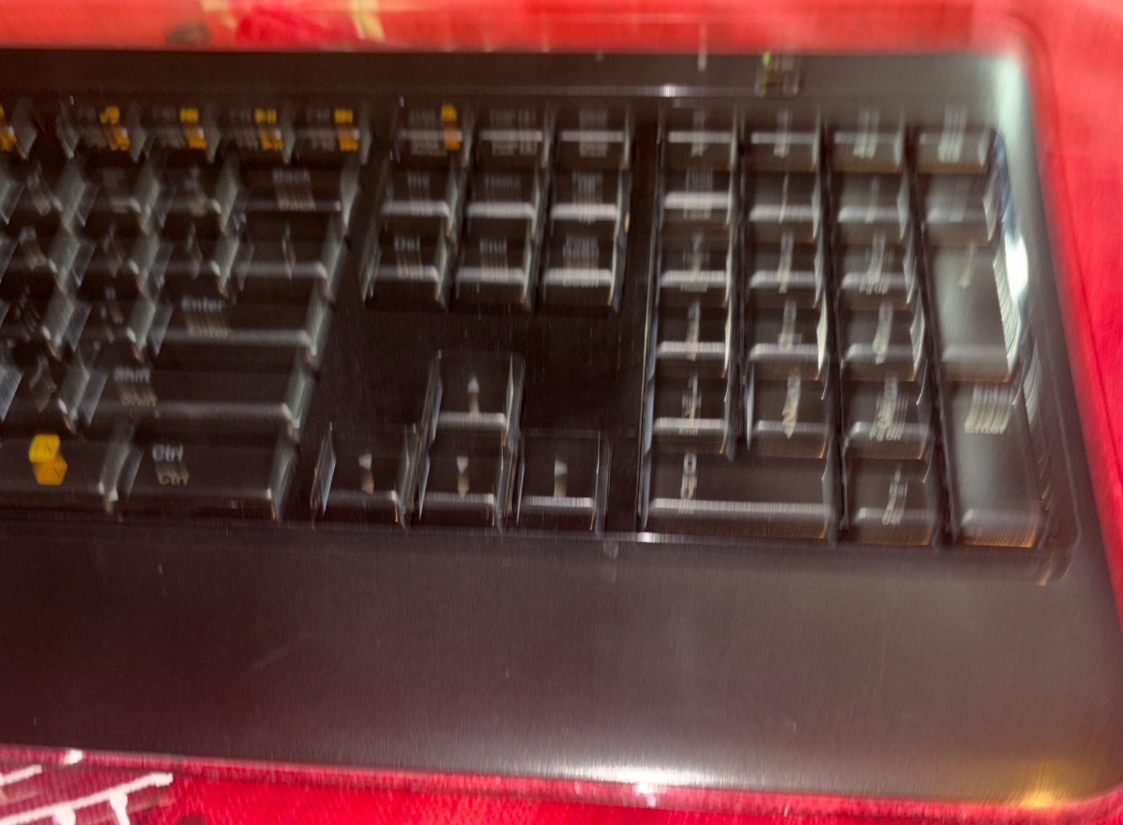 LOGITECH K800 Wireless Illuminated Keyboard this is a mystery if it works