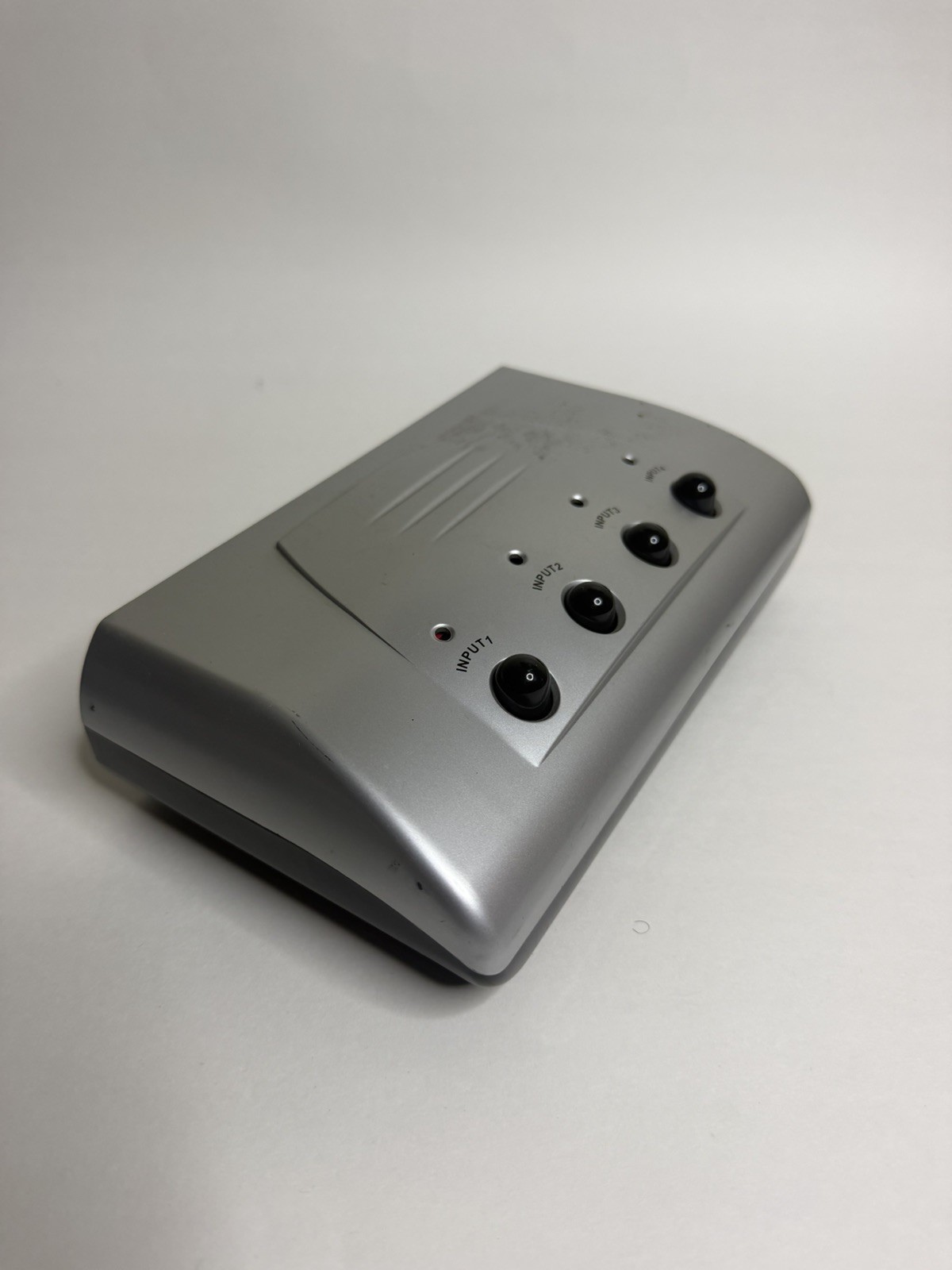 Philips SWS2325W/17 Audio Component Composite & Video S-Video Selector