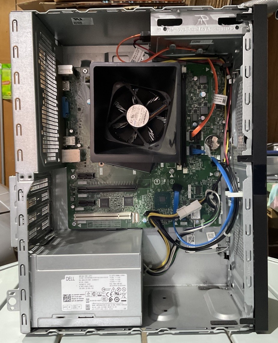 Dell Vostro 3670 (i5-8400, 2.80 GHz, 8 GB RAM, 256 GB M.2), Service Tag, 97N9KQ2