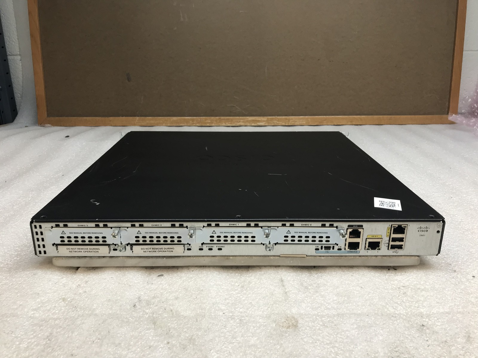 Cisco CISCO2901/K9 V06 ISR Router 512MB 256MB IOS 15.2 Ears Cables
