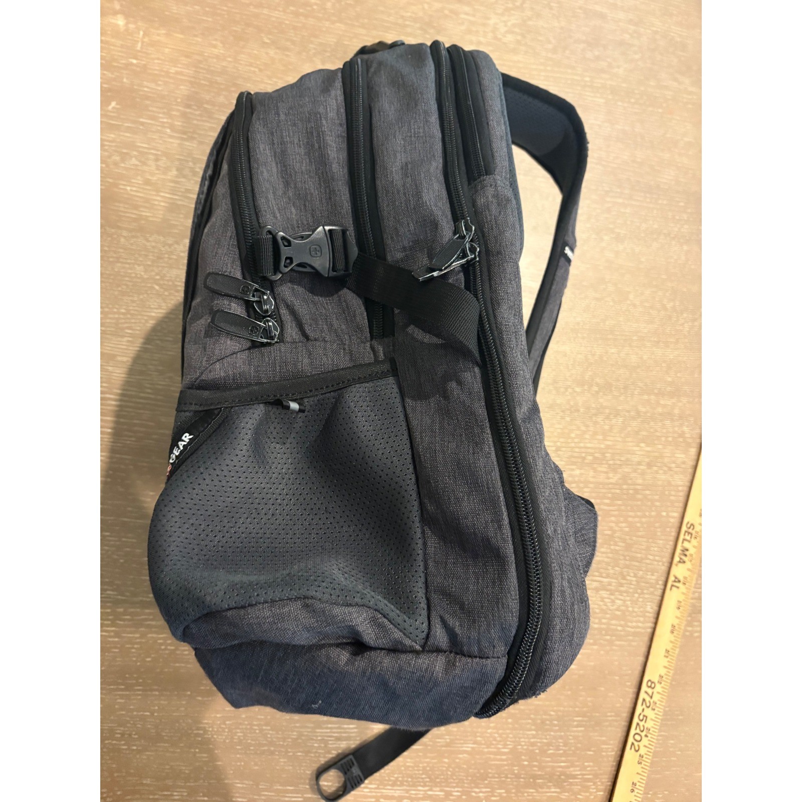 SWISSGEAR 3760 ScanSmart Laptop Backpack Gray Travel School Bookbag EUC