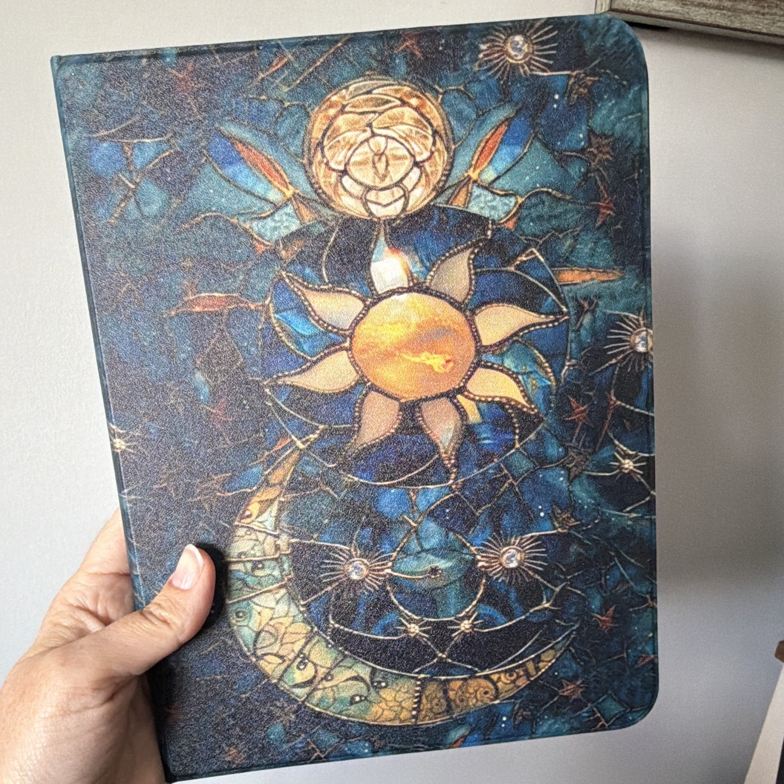 iPad Folding Folio Case Synthetic Leather Sun & Moon Celestial Theme NWOT