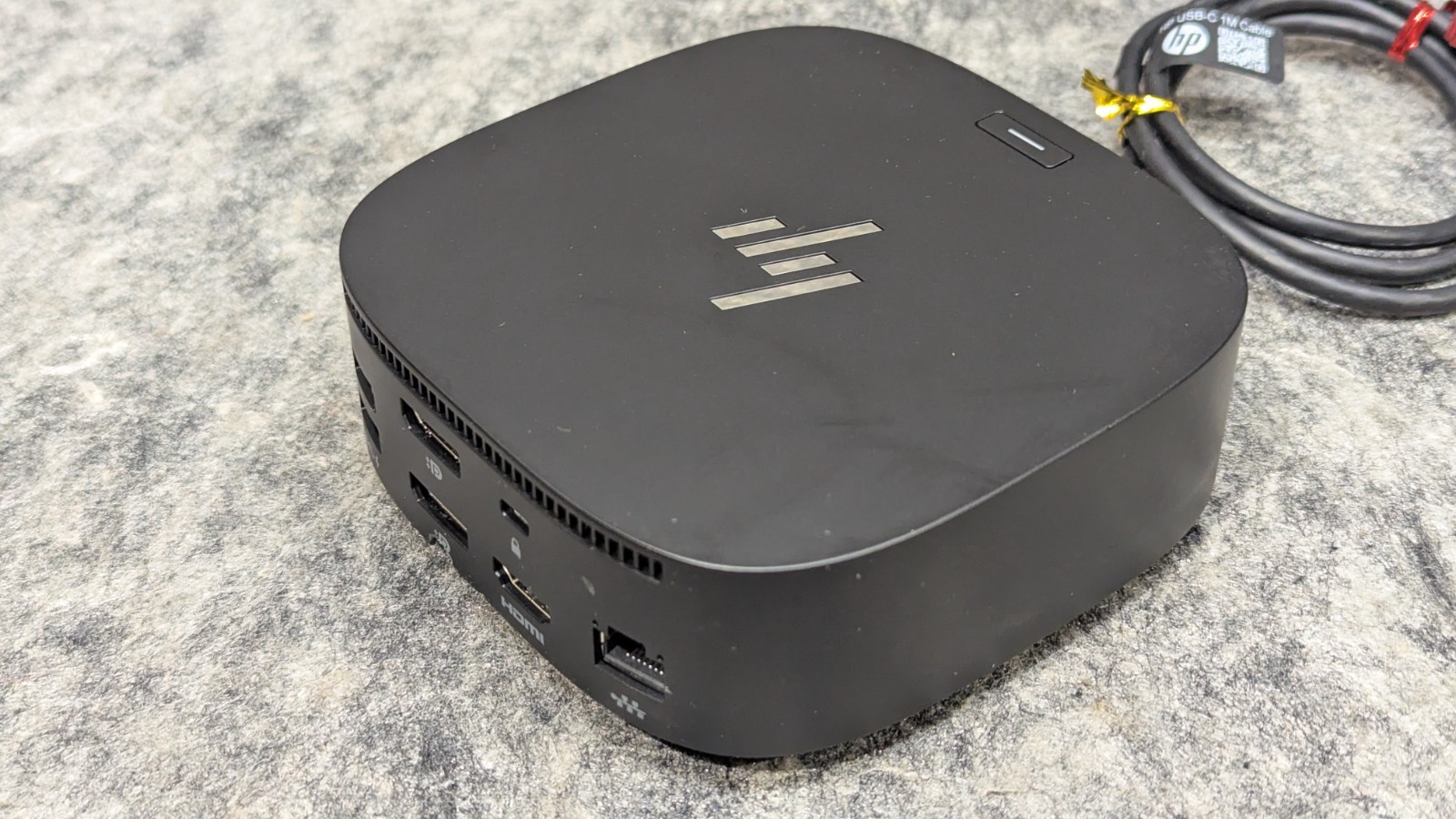HP USB-C Universal Dock Docking Station 5TW10UT HSN-IX02 G5 Black Bundle