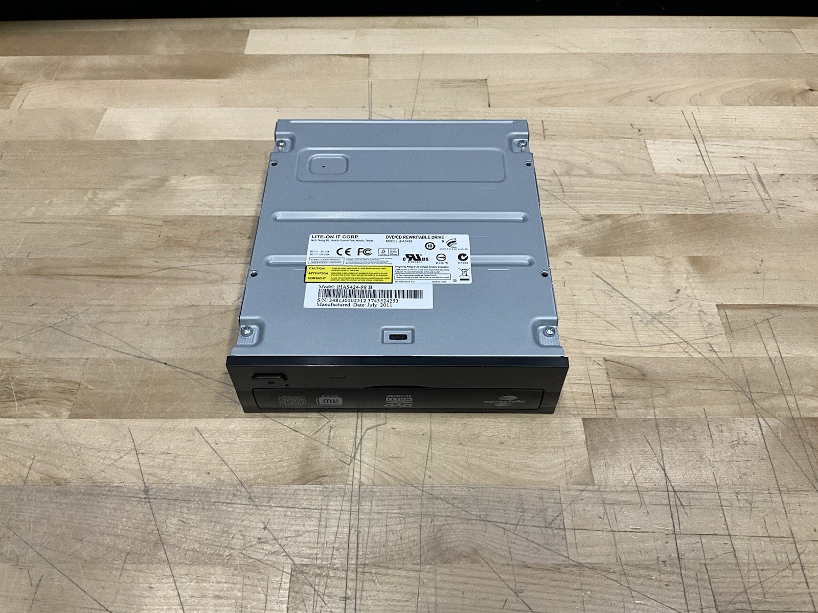Lite-On iHAS424-98 LightScribe Internal 24X SATA DVD/RW Writer Dual Layer Drive
