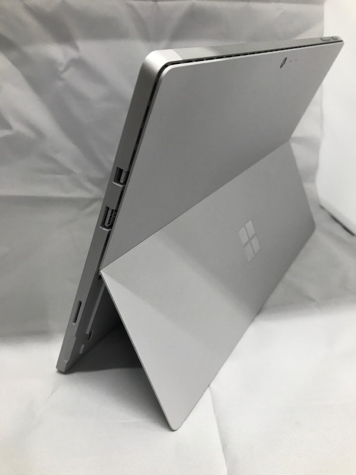 Microsoft Surface Pro 5 Model 1796 12.3 Intel 4GB/8GB/16gb 128-256-512GB-1TB