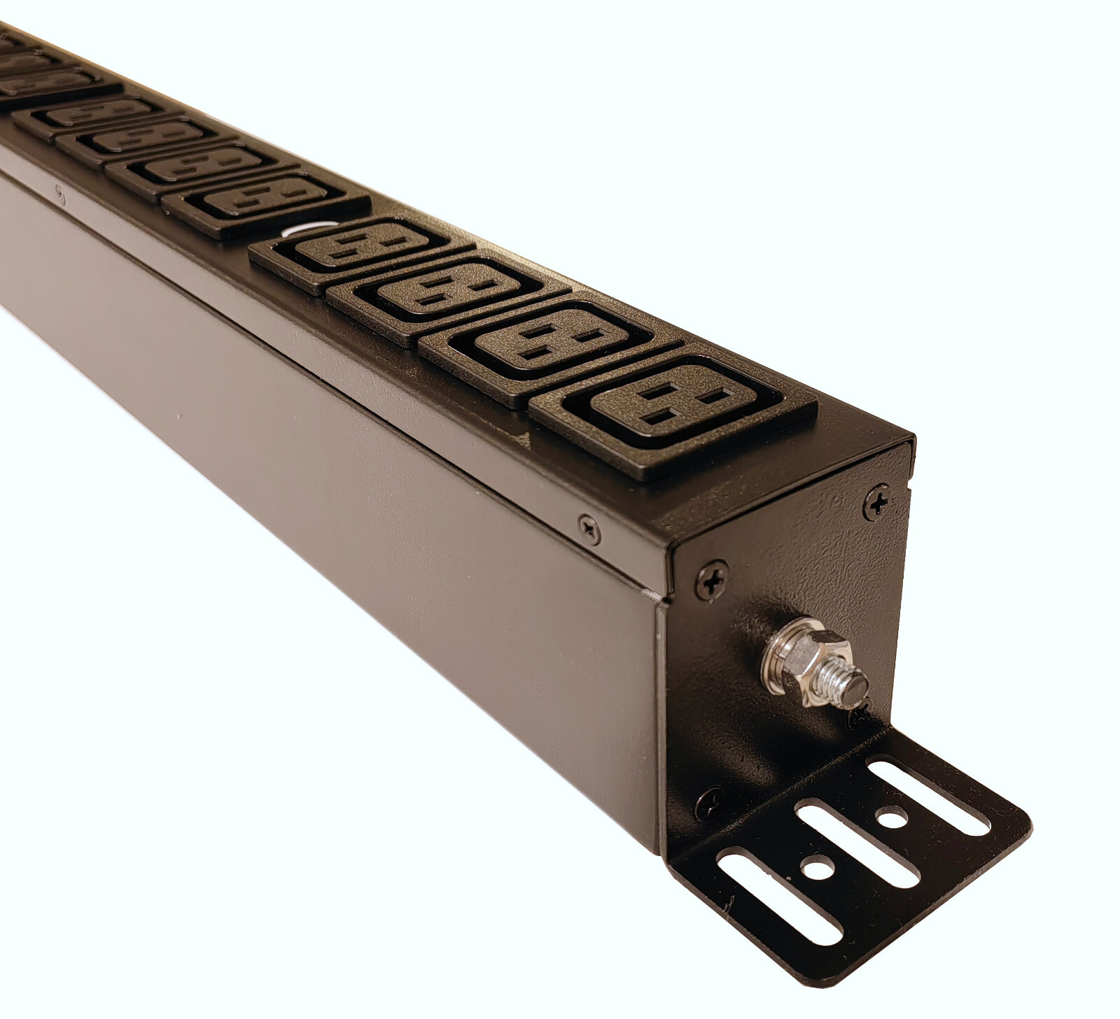 High Power Mining PDU 415V / 3 Phase (LLLNG) 12xC19 – Output 240V 63A Amp 45kW