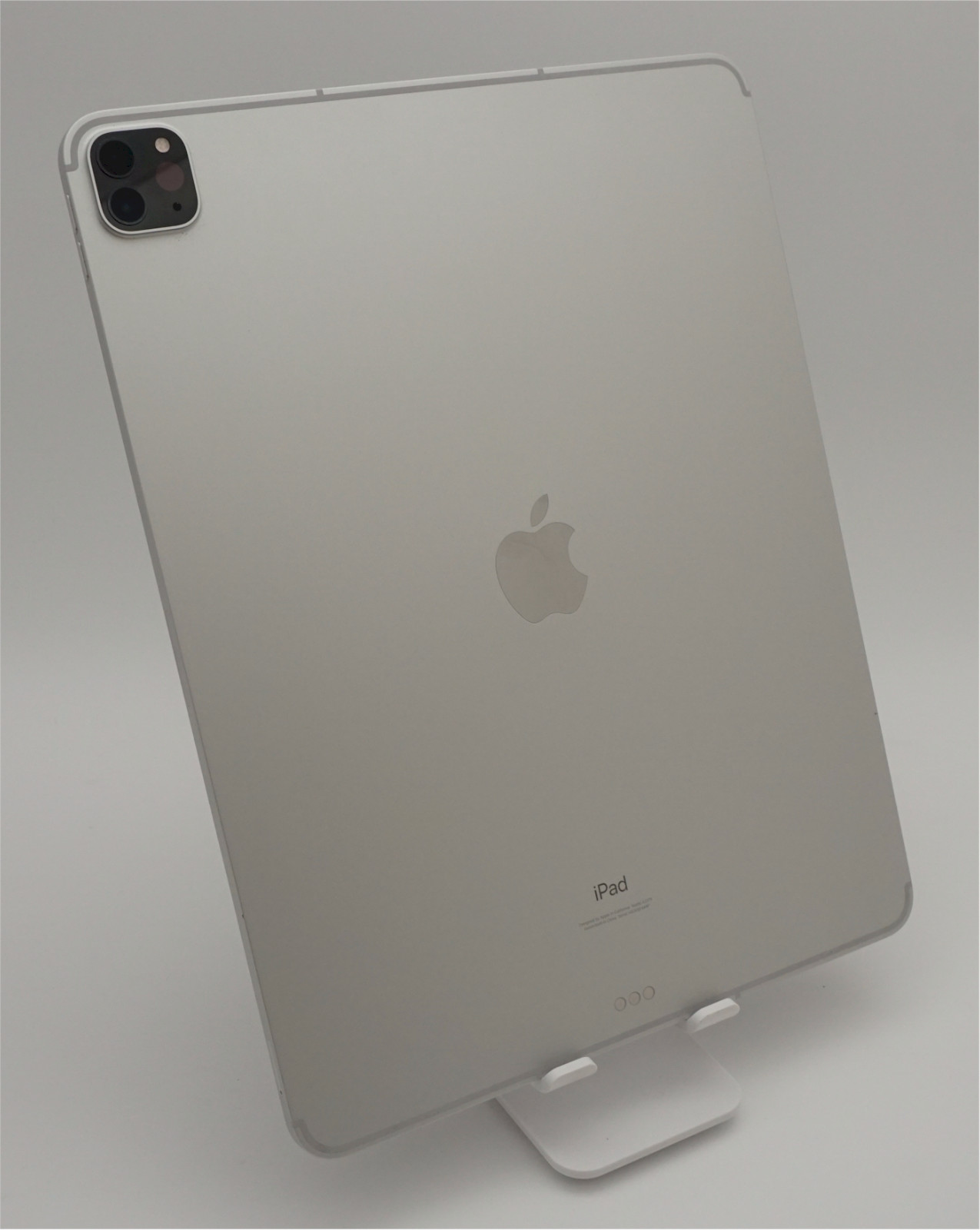 Apple iPad Pro 12.9″ Silver (5th gen) A2379 512GB Wi-Fi + 5G – Excellent