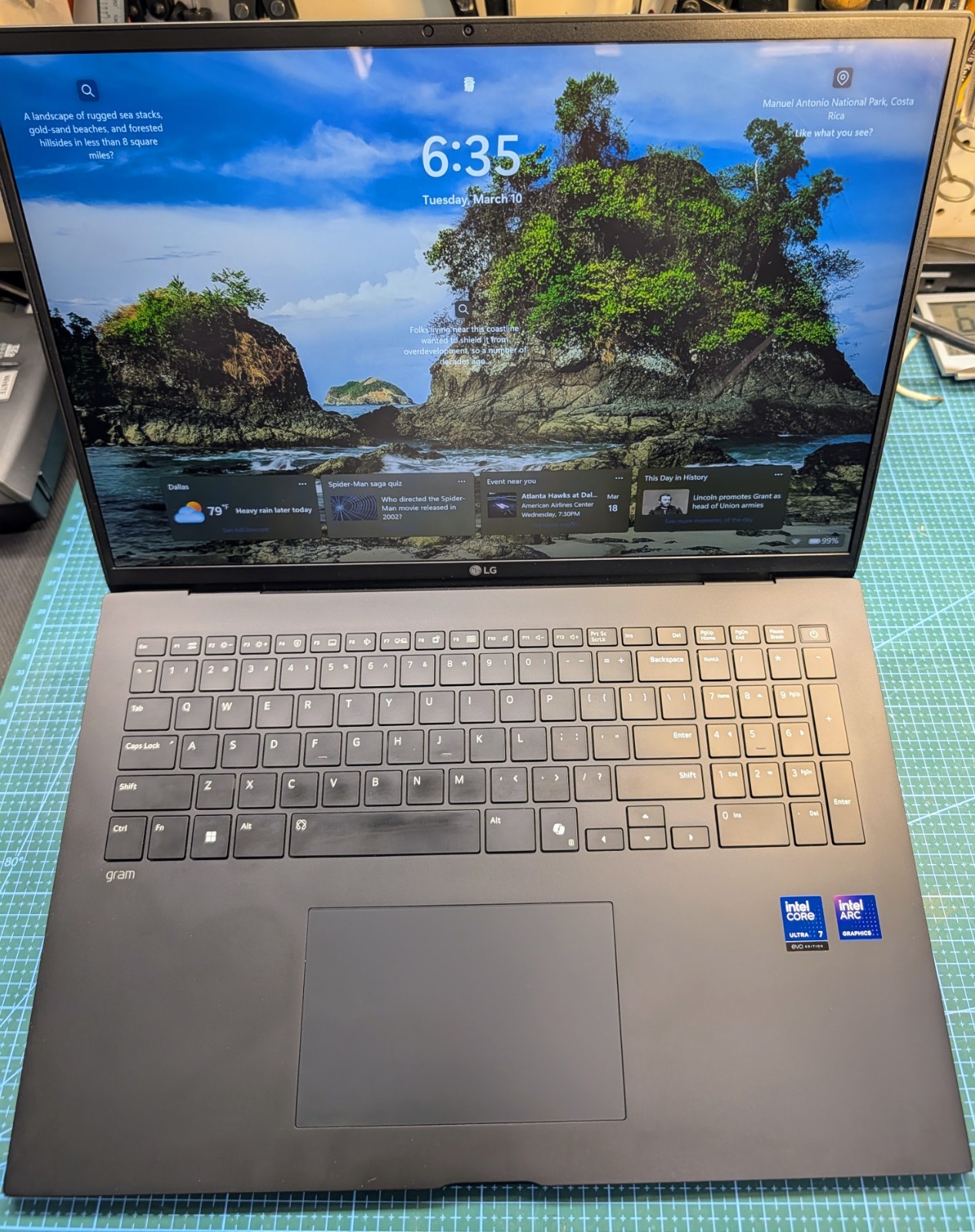 LG Gram 17″ Laptop Intel Core Ultra 7 258V 32GB 2TB SSD Win 11 Home 64-Bit