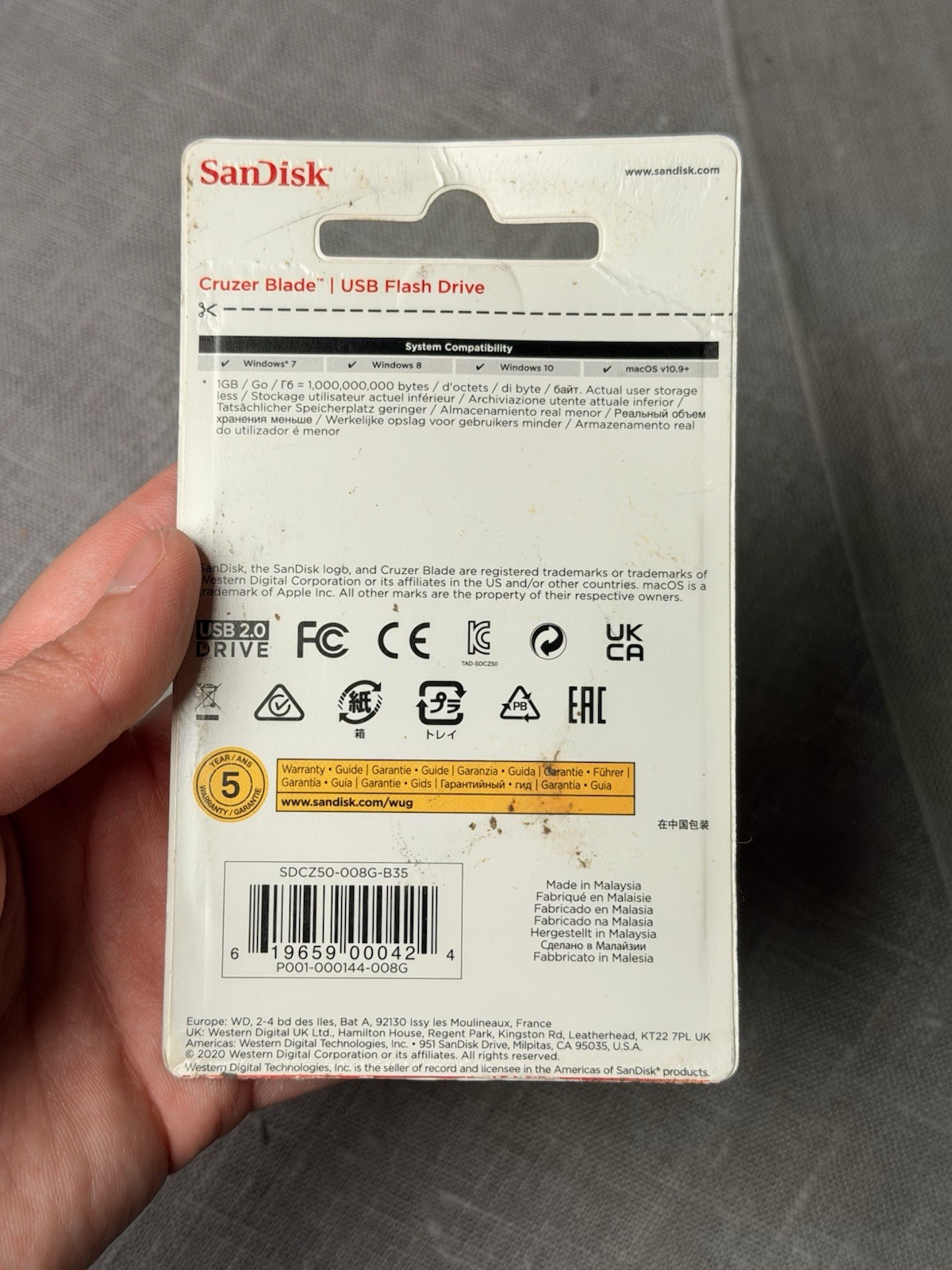 SanDisk Cruzer Blade 8GB USB 2.0 Flash Drive SDCZ50-008G-B35 New