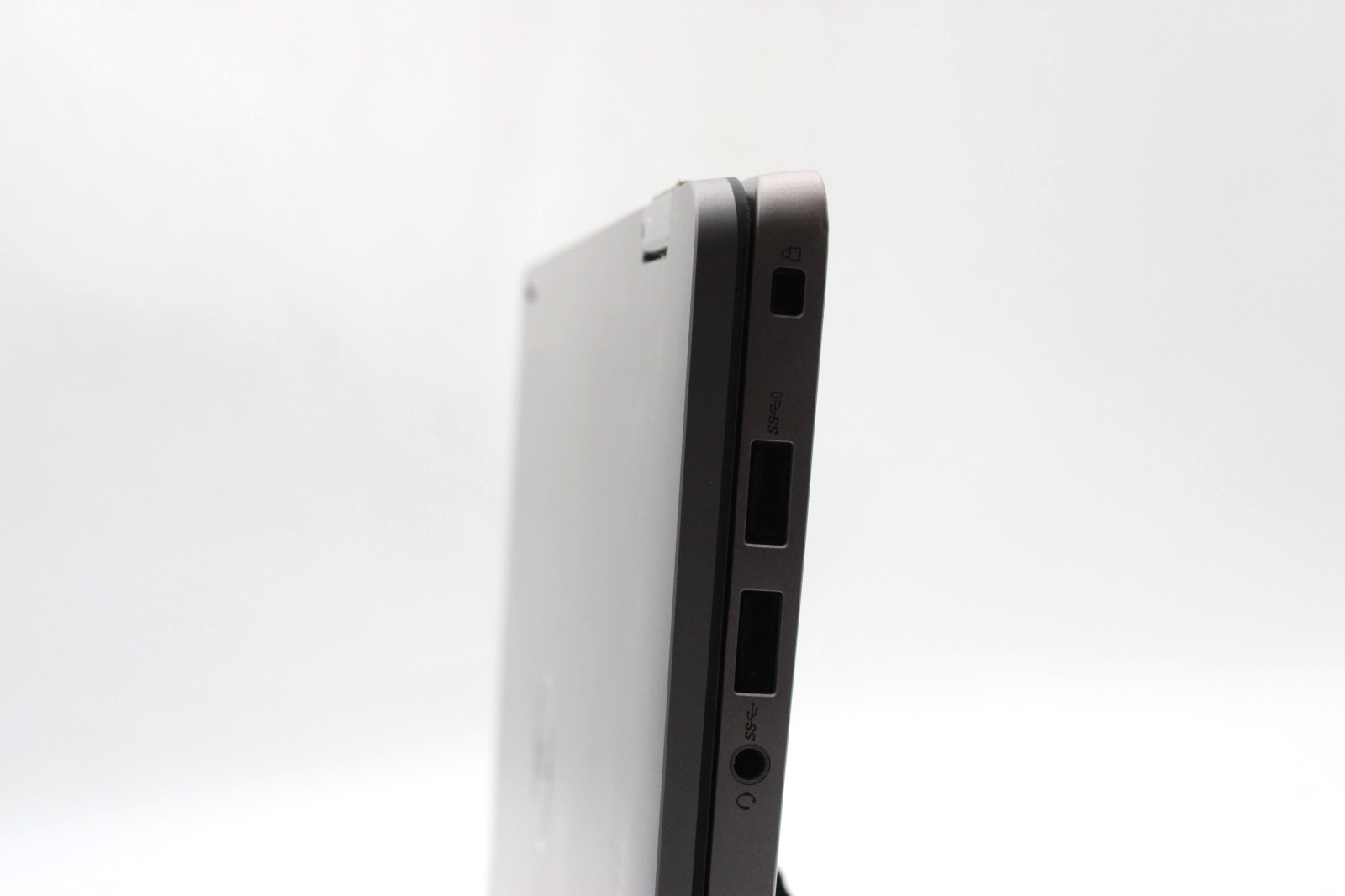 Dell Latitude 7410 14″ i7-10610U 16GB 256GB SSD Silver