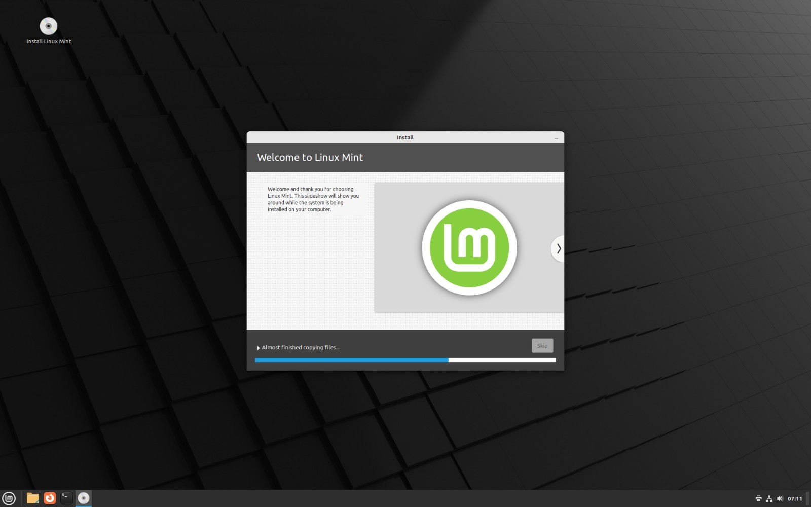 Linux Mint MULTI‑BOOT USB – 12 Versions (10 -22.3)33 Boot Options 32‑BIT-64-BIT
