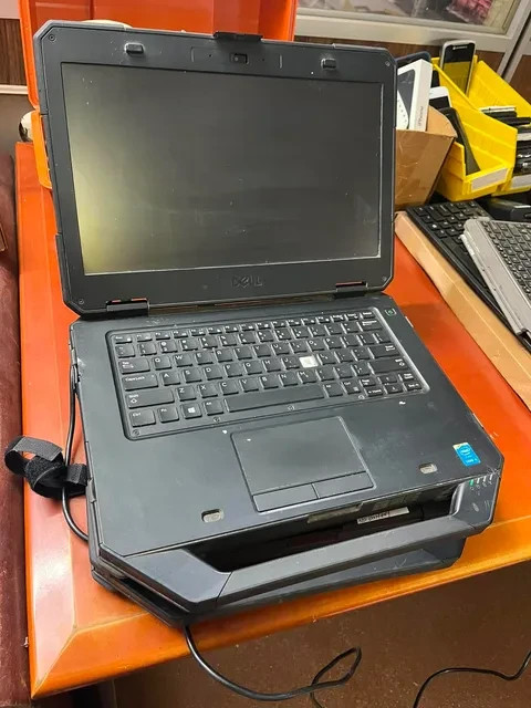 Dell Latitude 14 Rugged 5404 Intel Core i5 4th Gen 2.0GHz 8GB RAM No HDD/Battery