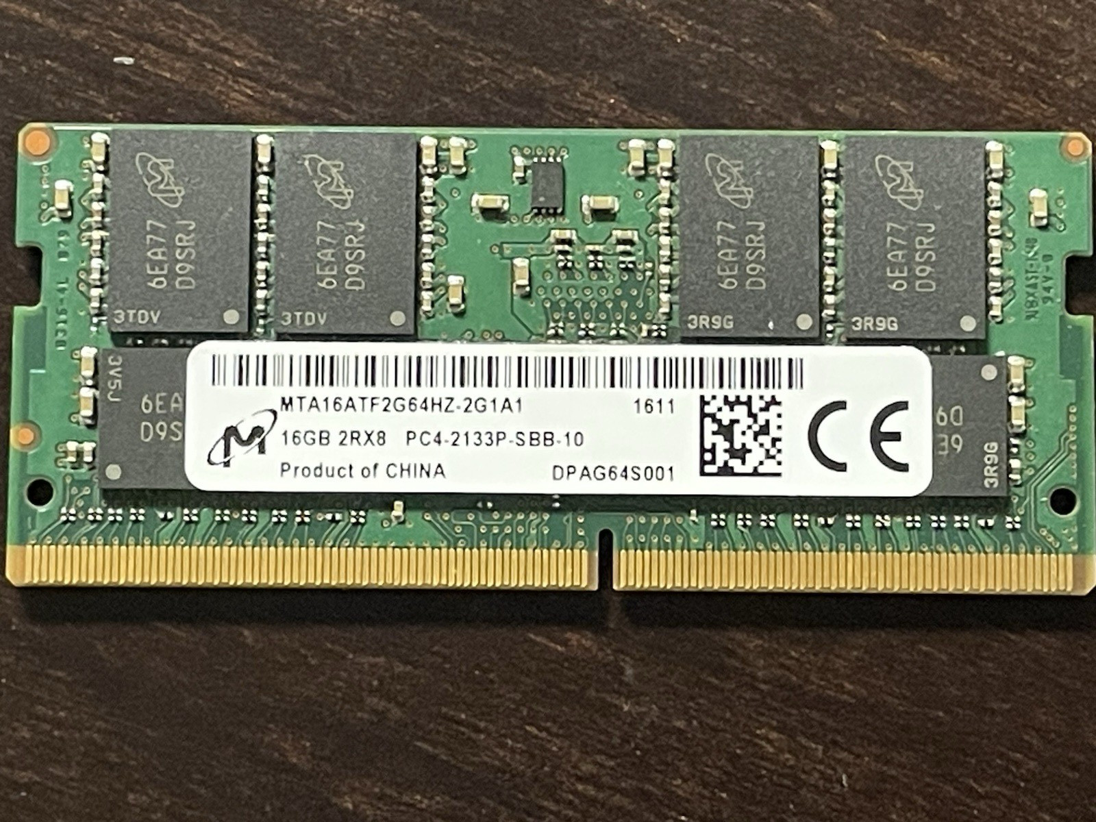 Micron MTA16ATF2G64HZ-2G1A1 DDR4 DRAM chip