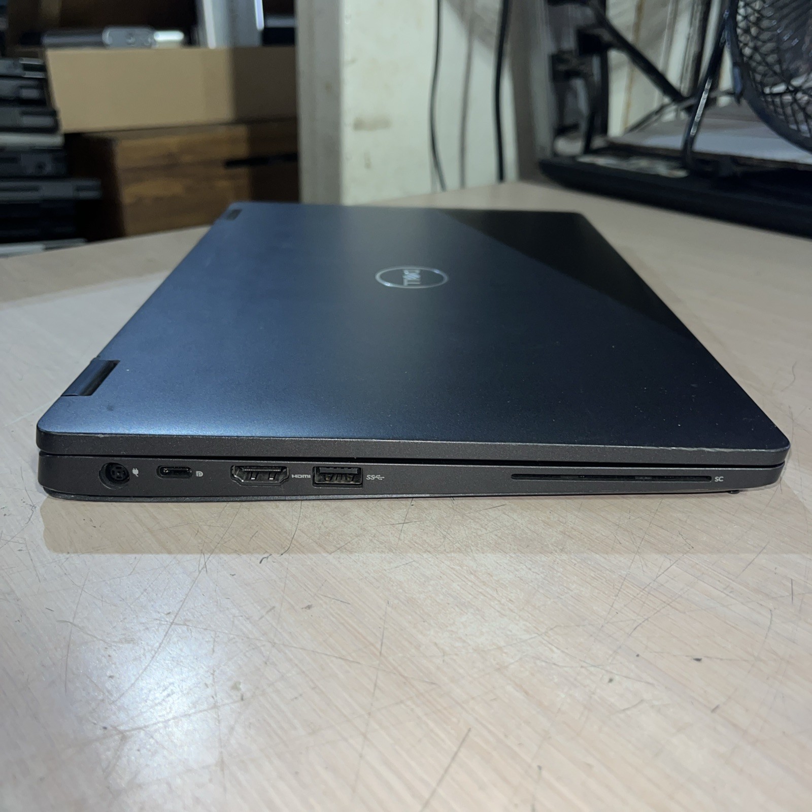 DELL LATITUDE 5300 2 IN 1 INTEL CORE I7-8665U 1.90GHZ 16GB RAM NO HD / TOUCH “