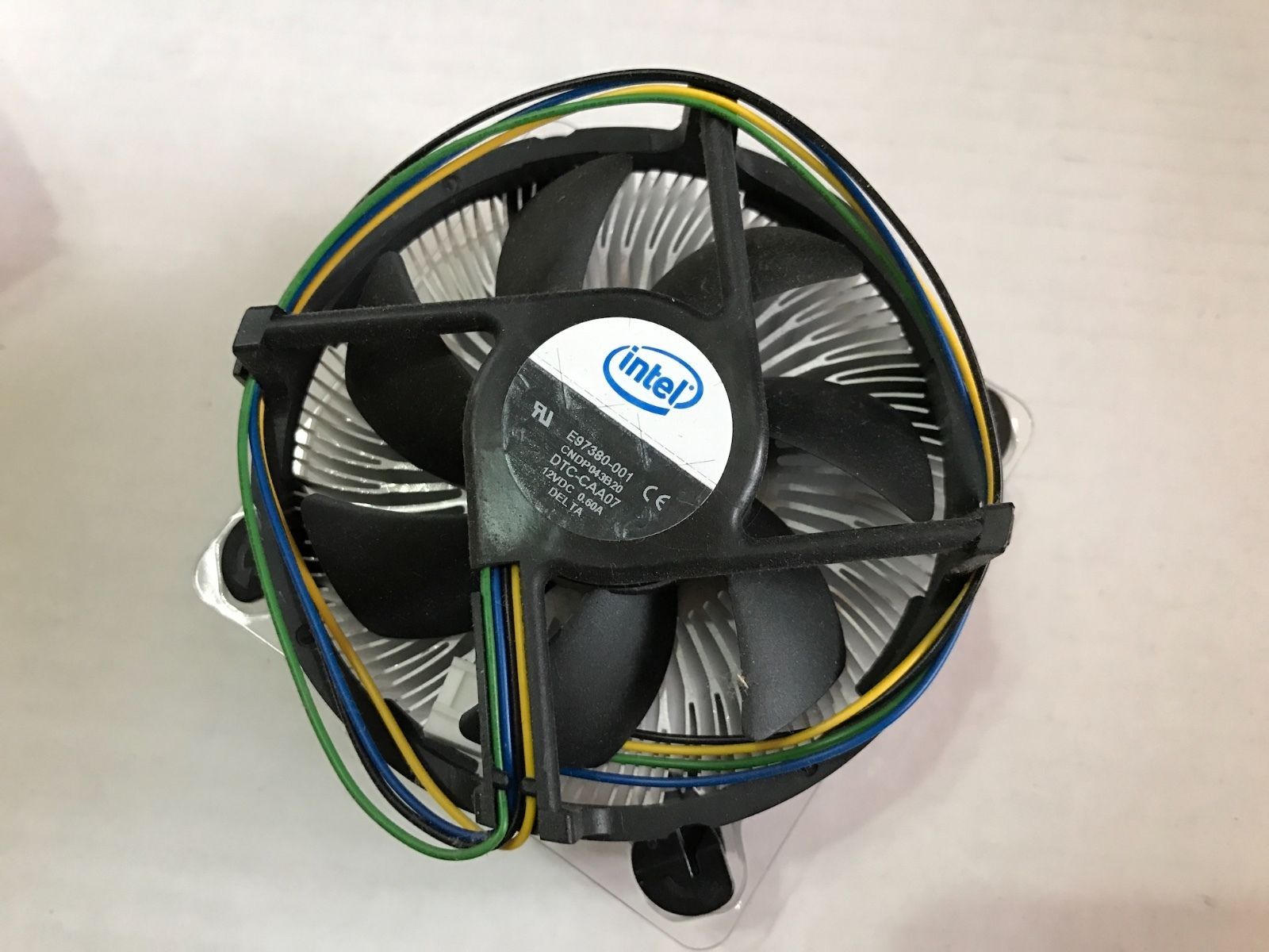 Intel E97380-001 Heat Sink with Fan for i7 Socket LGA 1366 ( New )