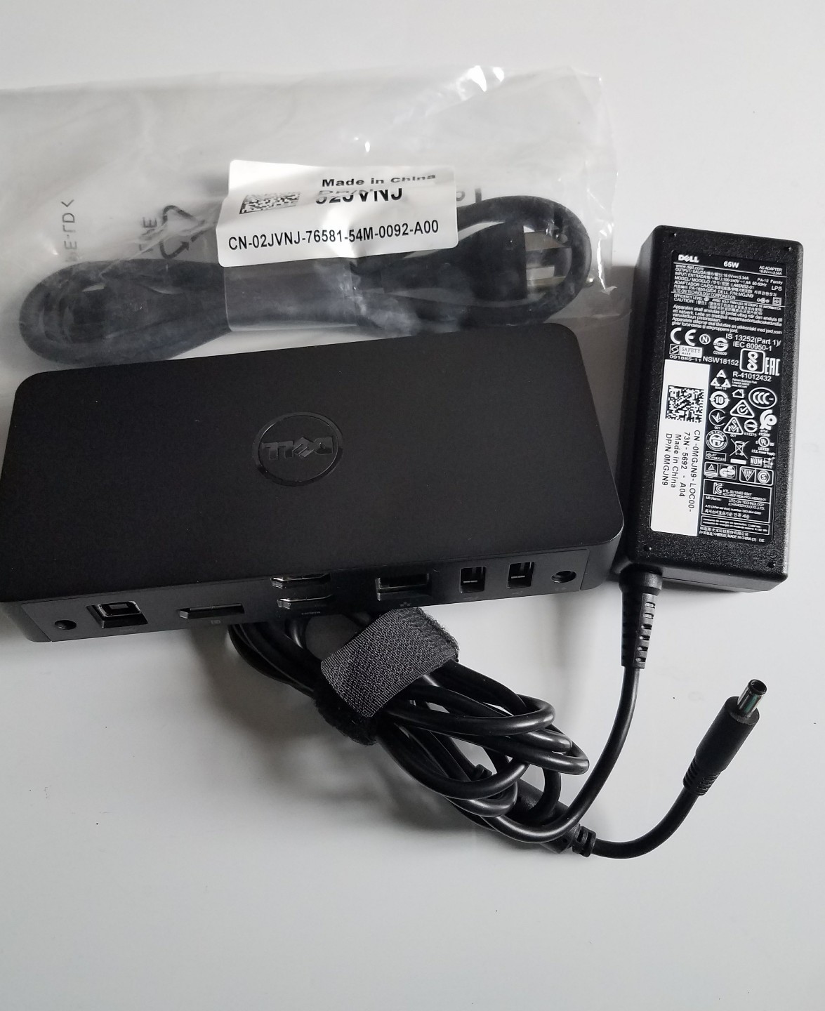 Dell USB 3.0 Ultra HD/4K Triple Display Docking Station (D3100)