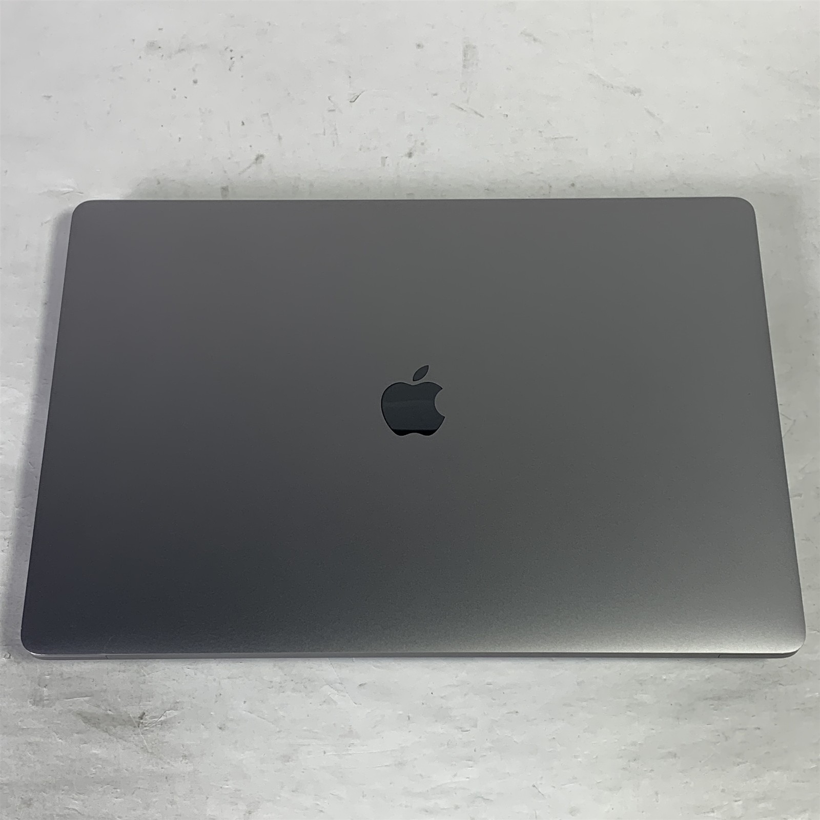Apple MacBook Pro A2141 (2019) 16″ Laptop Core i9-9980HK 2.3GHz 16GB – 500GB SSD