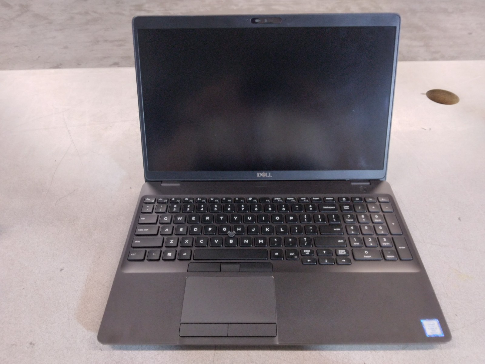 Dell*Latitude*3541*Intel*i7-9850H*512GB*NVMe*16GB*DDR4*Nvidia*Quadro*P620*No*OS