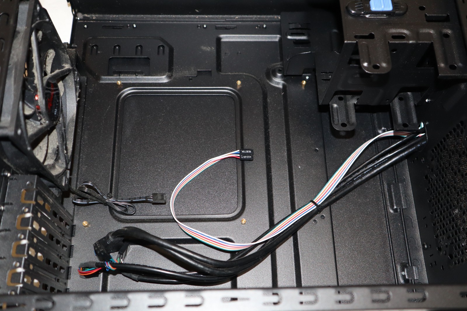 ACE Gaming Computer Case Empty Chassis with 120mm Fan ~14-1/4″ x 15-1/2″ x 7-1/4