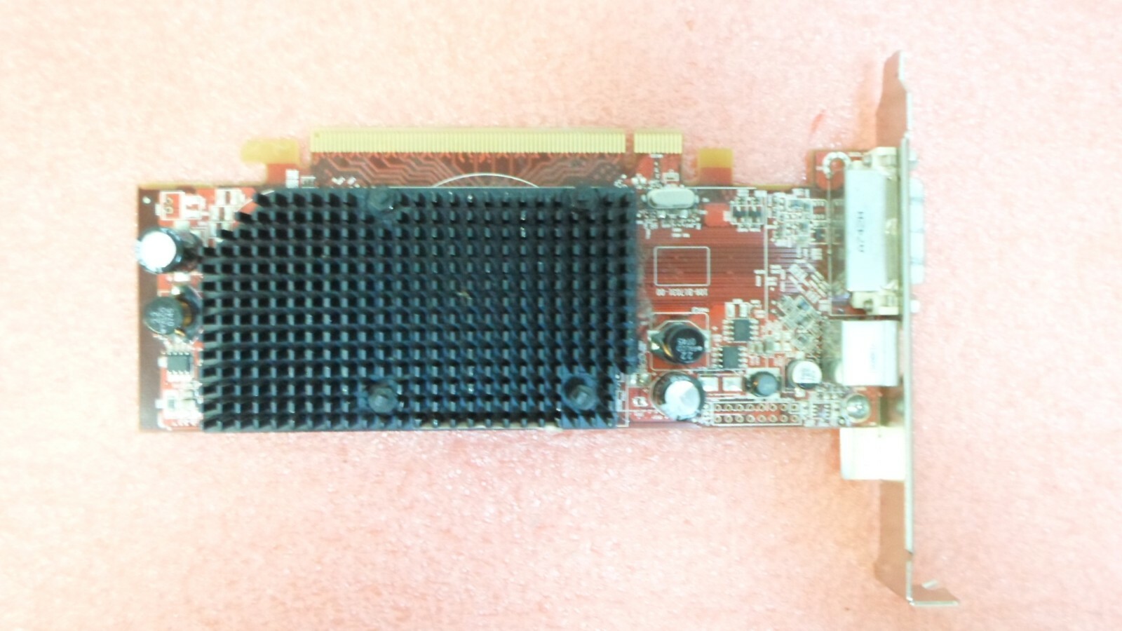 ATI B170 102B1701300 AMD RADEON Video Card 256MB S-VIDEO & DVI
