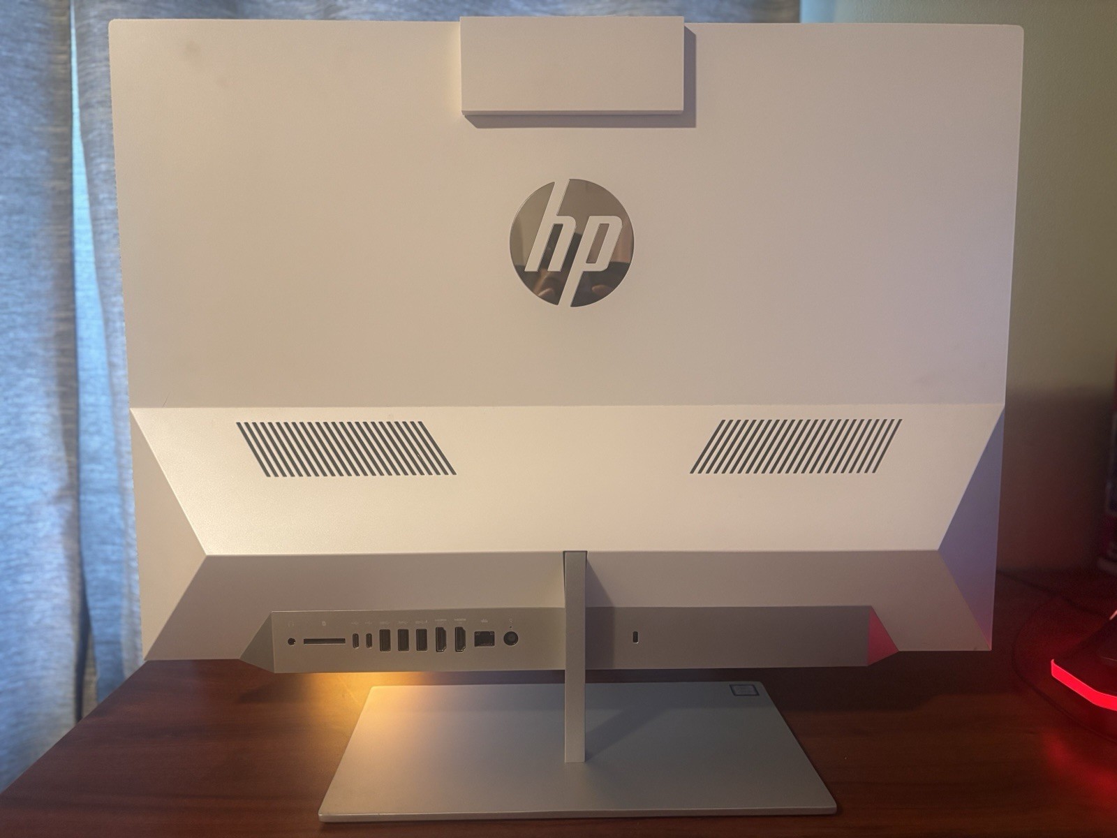 HP Pavillion 24 Inch All In One-xa0xxx Desktop Computer 12 GB RAM