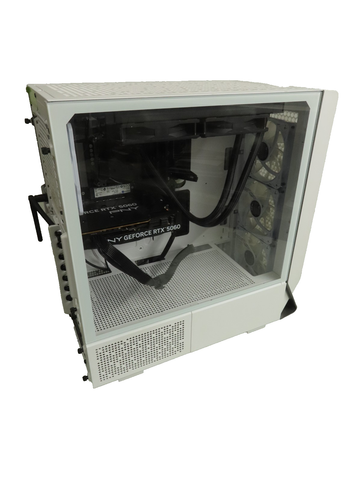 Skytech Gaming PC Intel Core i7-13700F 2.1GHz 32GB RAM 1TB SSD RTX 5060