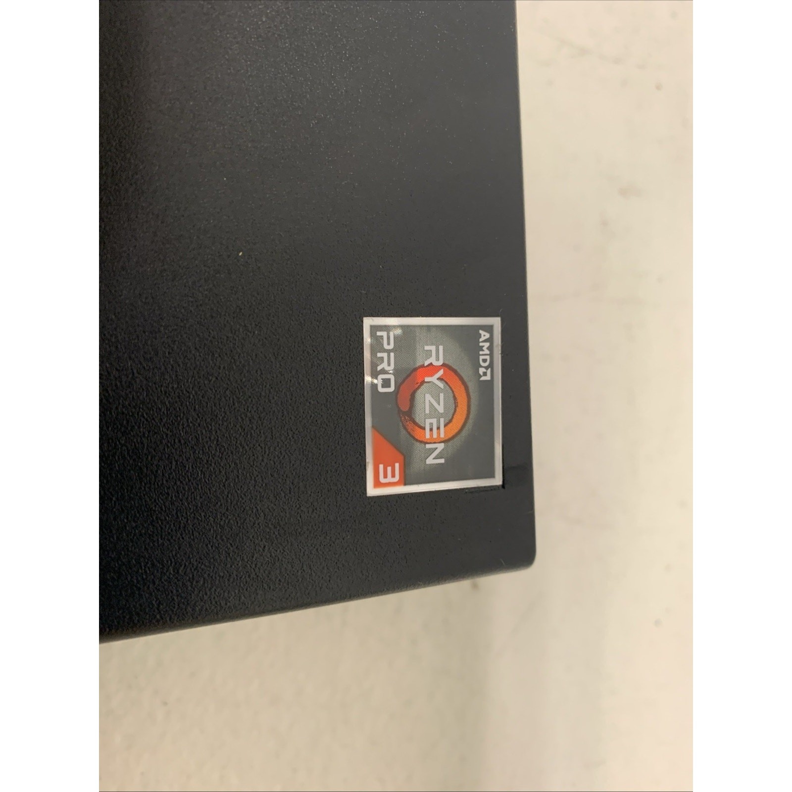 Lenovo Thinkcentre M75Q G2 AMD Ryzen 3 PRO 8GB RAM 256GB SSD wind 11 pro
