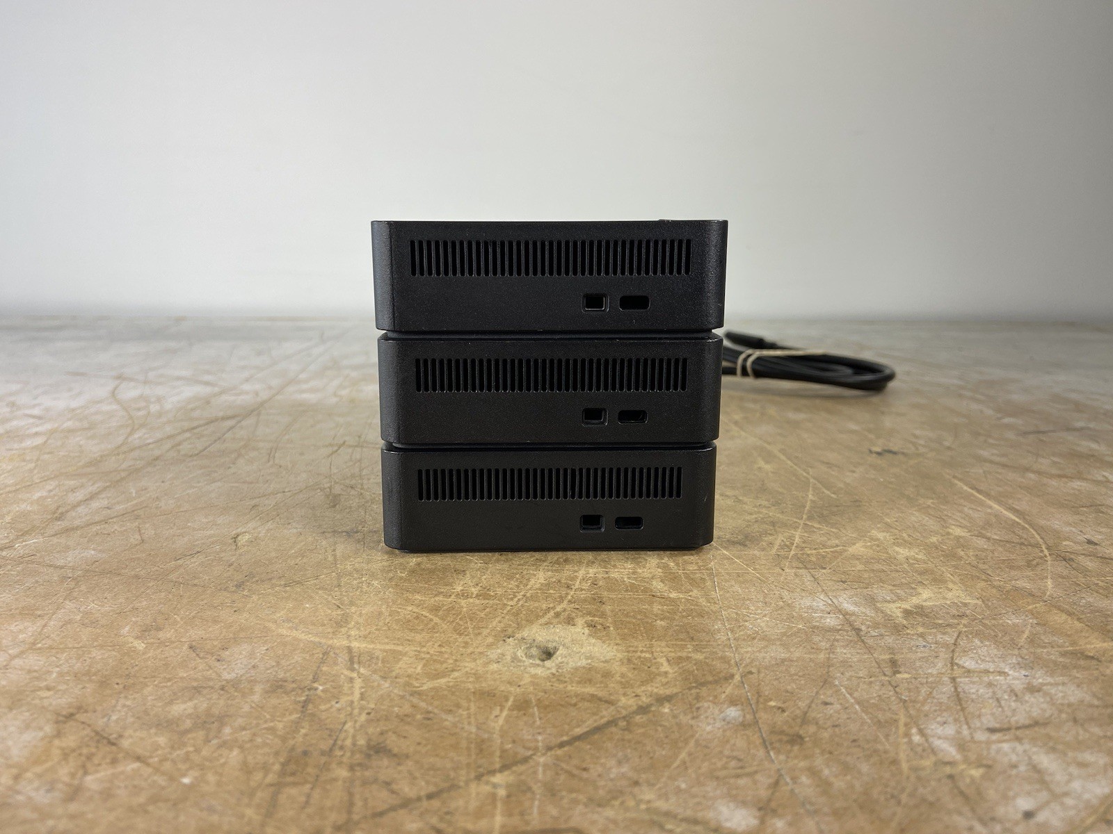 (LOT OF 3) DELL WD19S (K20A) DOCKING STATION ONLY