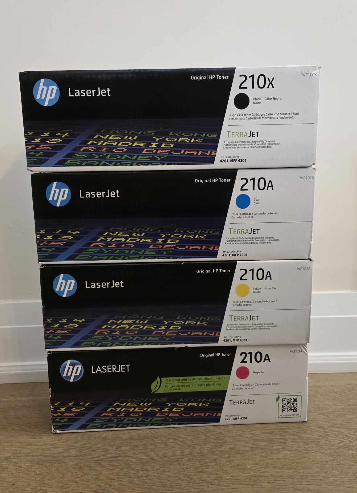 HP 210X Black High Yield, 210A Cyan/Magenta/Yellow Standard Yield Toner Set