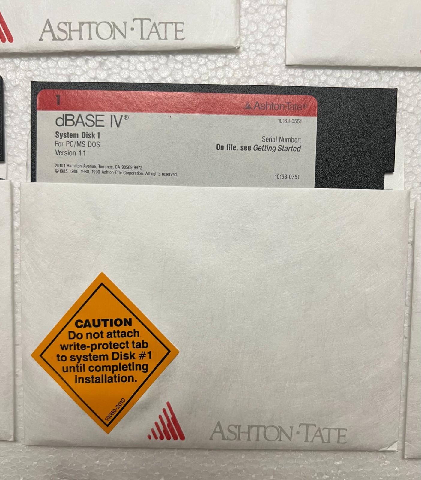 Vintage Computer Software Ashton-Tate dbase IV Version 1.1 complete in box