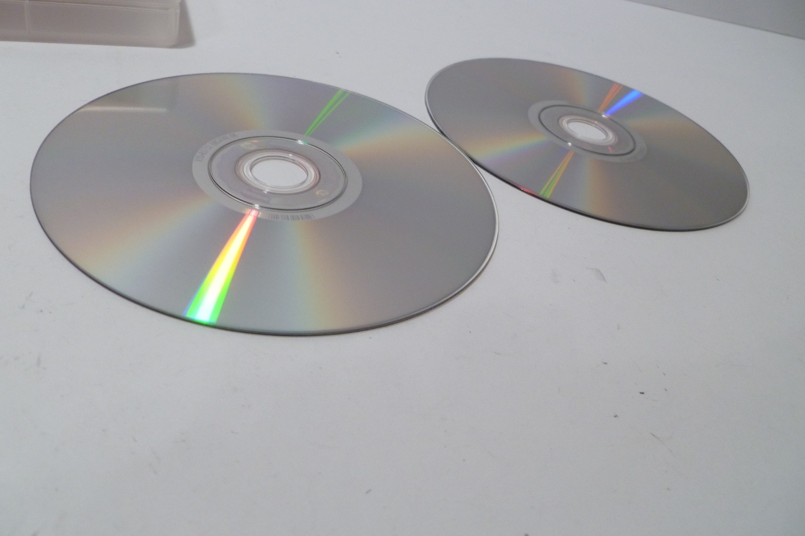Microsoft Windows 7 Home Premium Upgrade Family Pack For 3 PCs 32 & 64 Bit DVDs