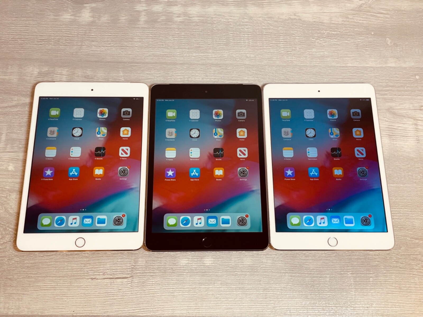 Apple iPad Mini 3rd Gen. 16GB 64GB 128GB – All Colors – Wi-Fi + Cellular – 7.9in