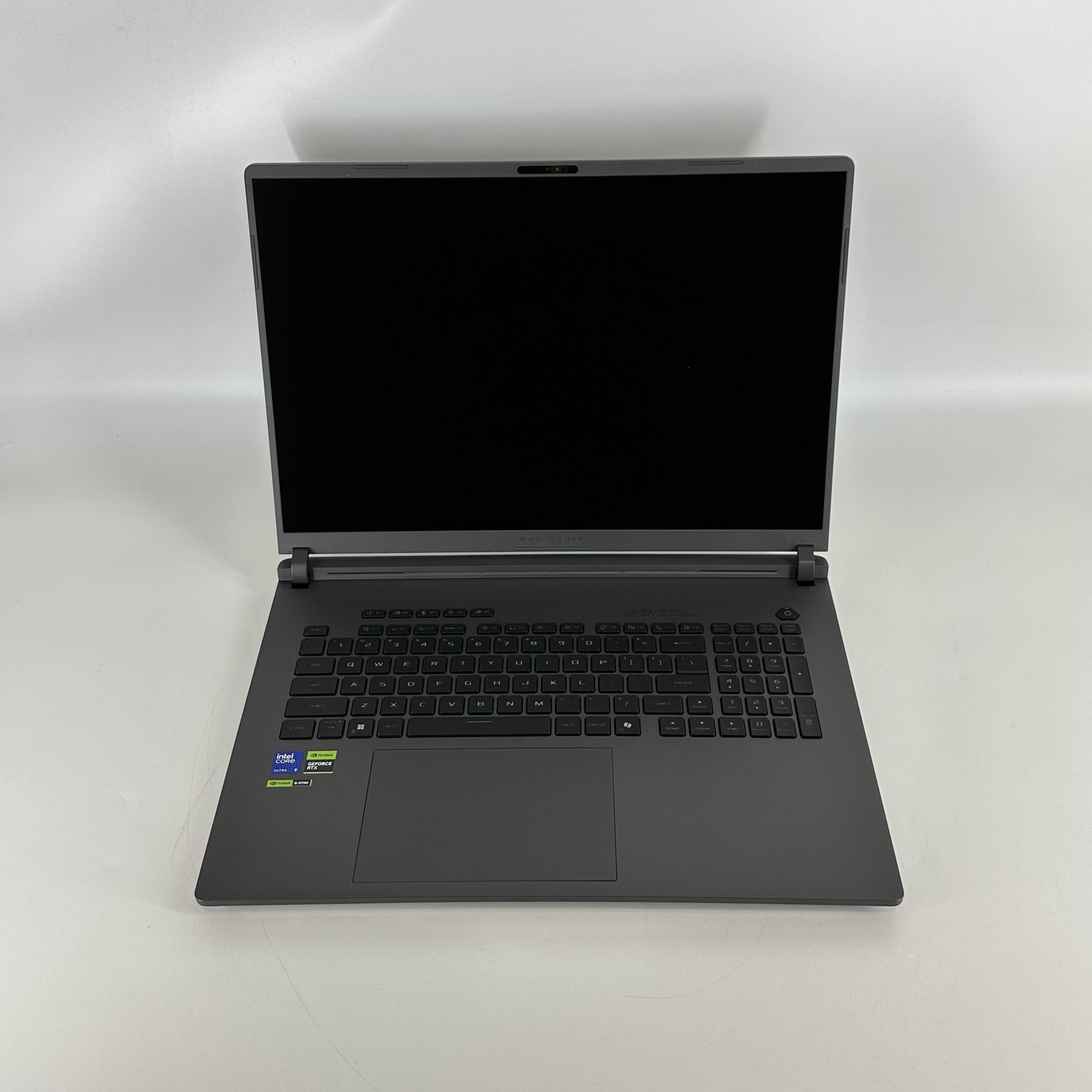 Asus ROG Strix G18 G815 240Hz QHD+ 2.7 GHz Ultra 9 275HX 32GB 2TB SSD RTX 5070
