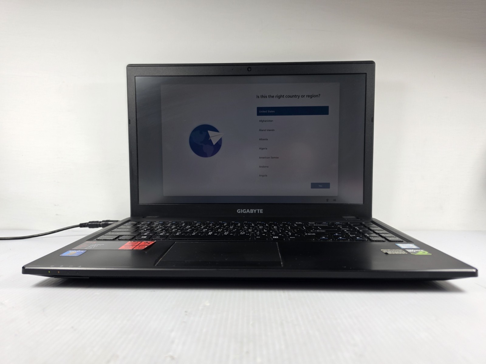 Gigabyte P15 i7-6700HQ 2.6GHz 8GB RAM 1TB HDD 128GB SSD GTX 950m Windows 11