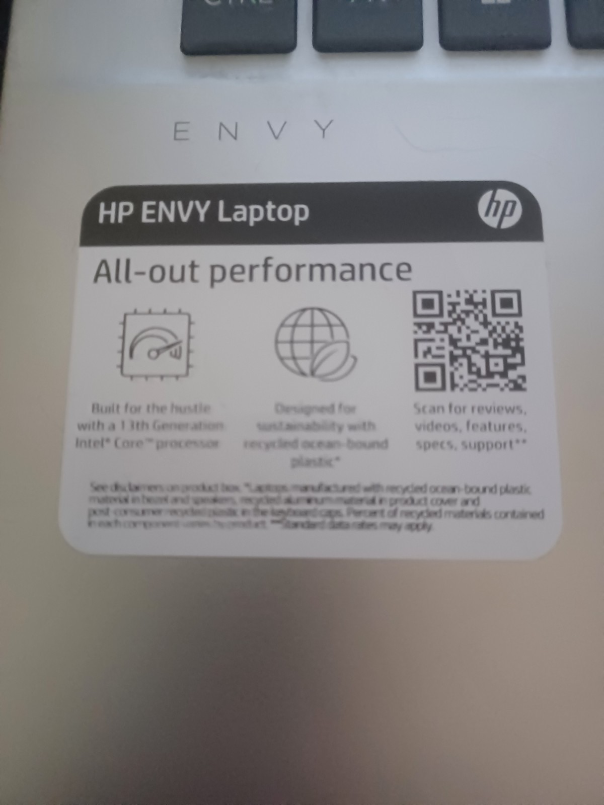 HP Envy Laptop Touch scree 17in 13th Gen Intel Core i7-13700H 2.40Ghz 32 GB 1TB.