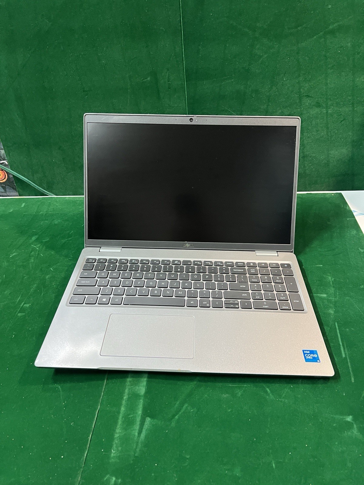 Dell Precision 3560 Workstation: 15.6″ FHD, i5-1135G7 8Gb No SSD Or OS