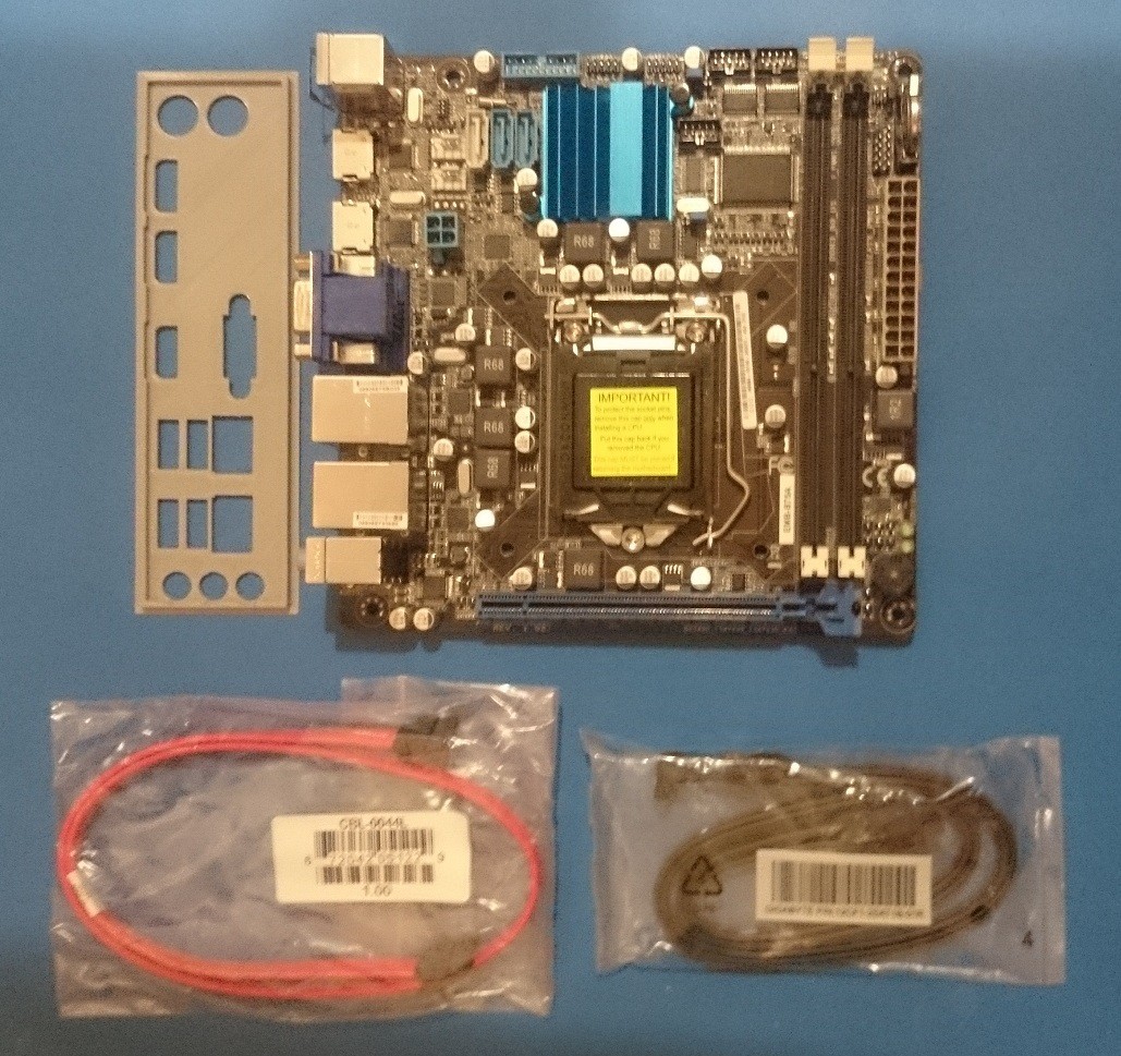 AAEON EMB-B75A LGA1155 DDR3 1600MHz PCIe3x16 USB3 SATA3 3xHDMI Dual GigE TESTED