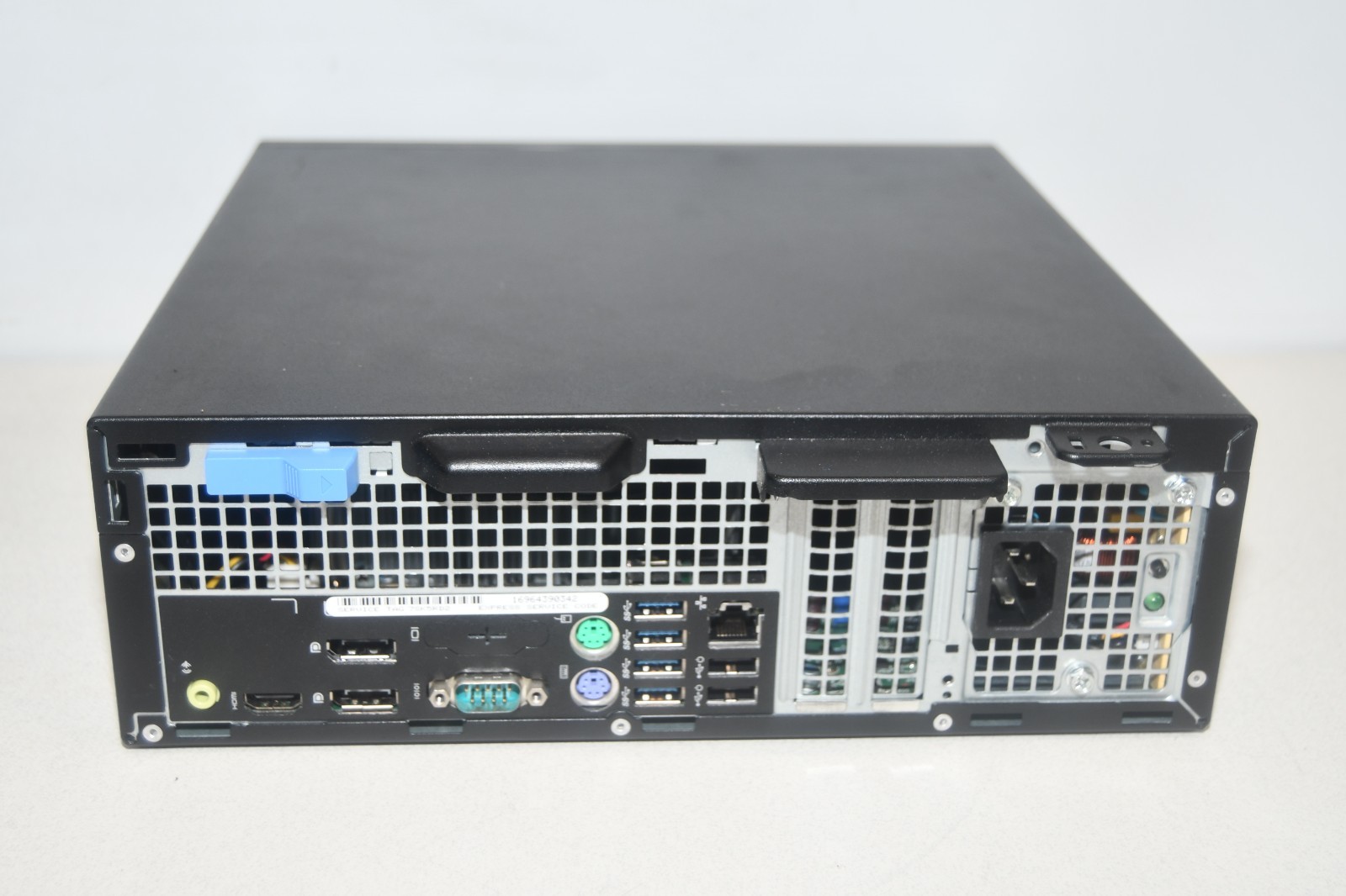 ^ Dell Optiplex 7040 SFF Intel i7-6700 @ 3.4GHz 16GB Ram 256GB SSD No OS #X8298