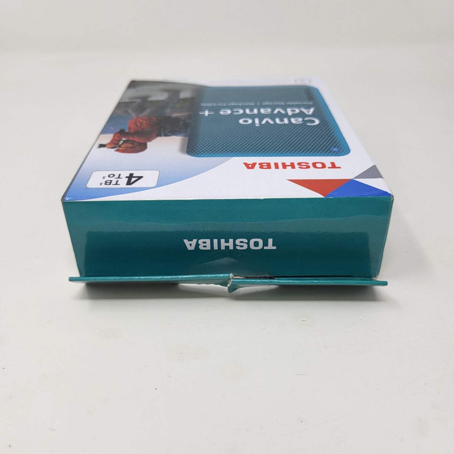 New Toshiba Canvio Advance + 4TB Storage HDTCA40XGCCB