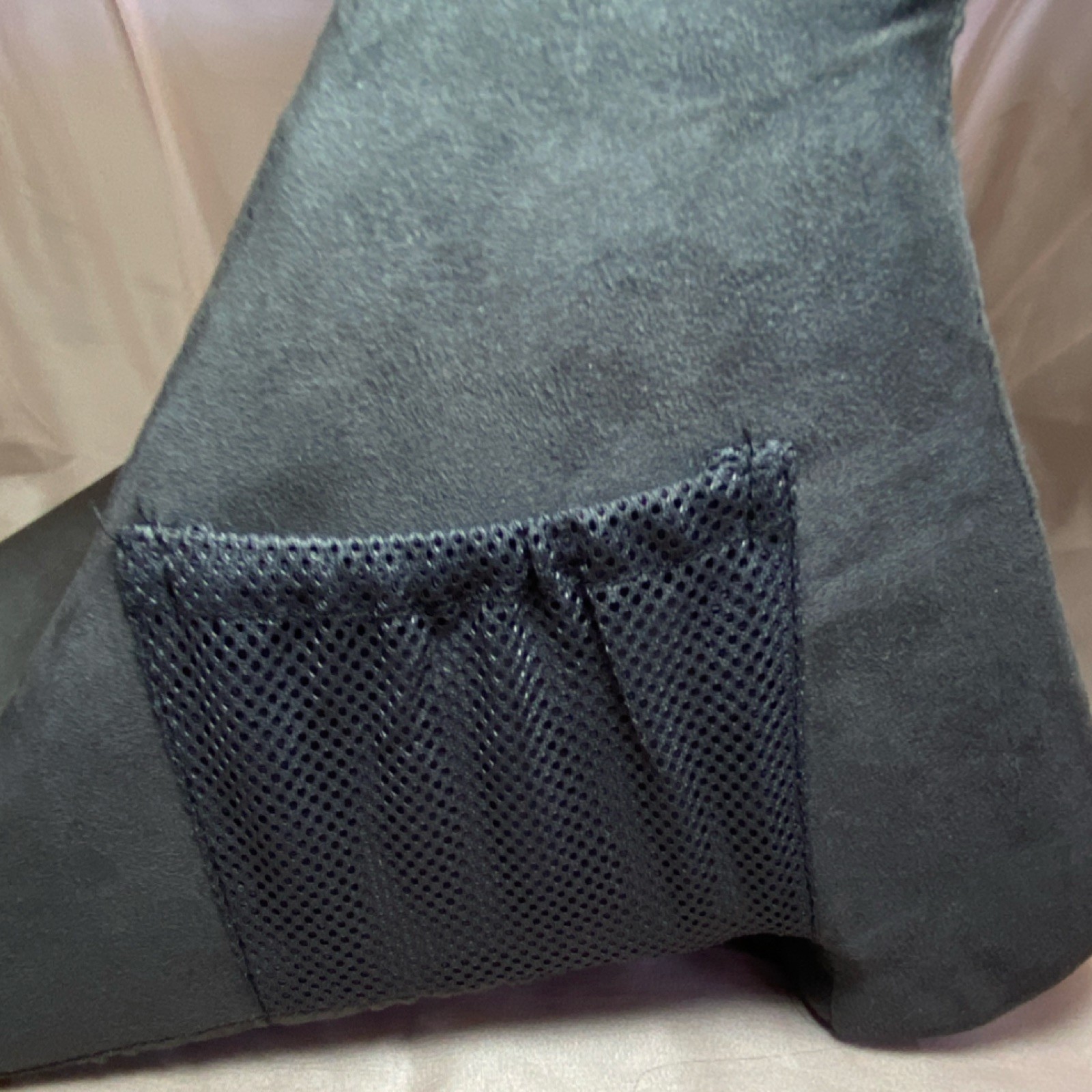 Pillow Pad Tablet Pillow Stand Freestanding Black Fabric Holder