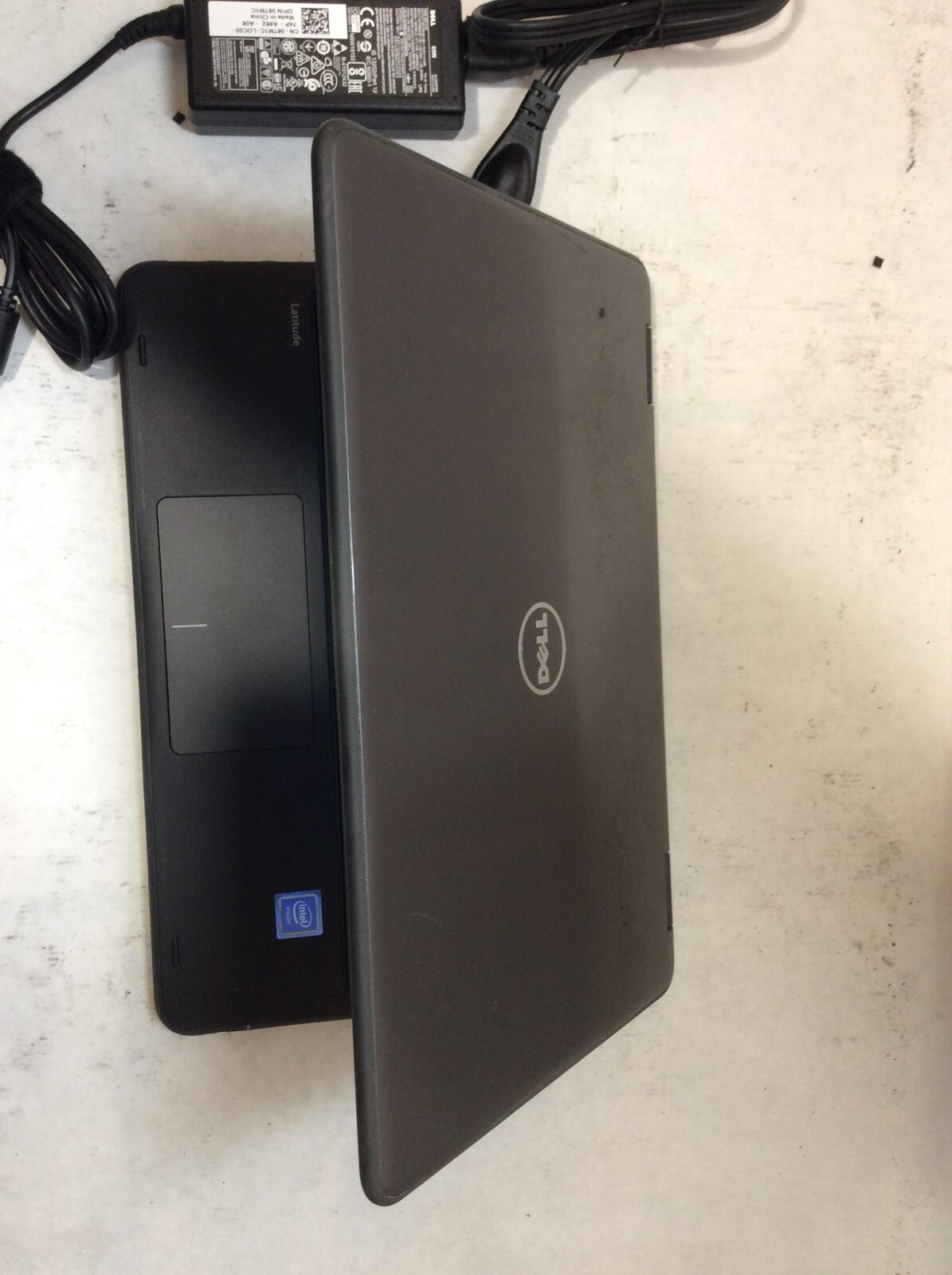 Dell 3189 11.6″ 2-in-1 Touch Laptop N4200 – 128GB – 4GB – Front Facing Camera