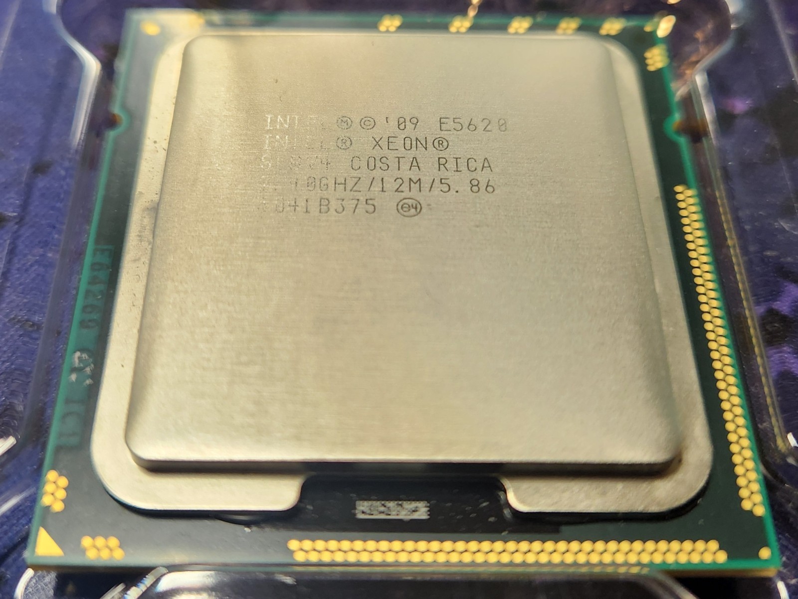 Intel Xeon Server Processor CPU E5620 (12M Cache- 2.40 GHz- 5.86 GT/s Intel QPI)