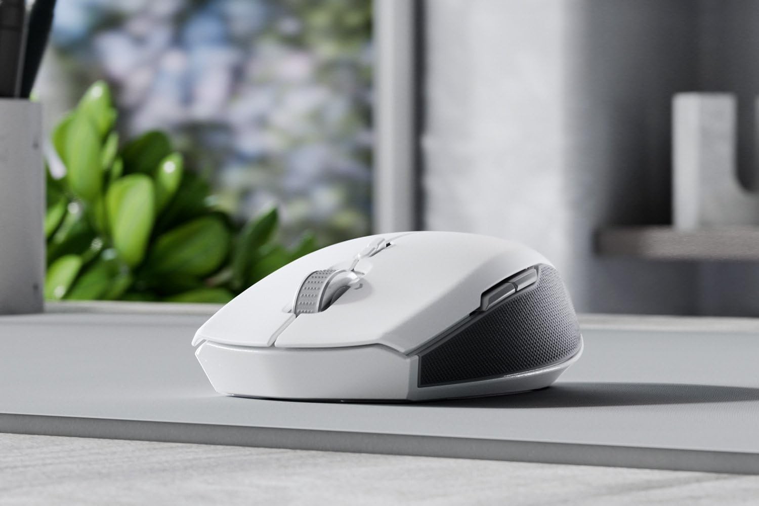 Razer Pro Click Mini Portable Wireless Mouse: Silent, Tactile, Mouse Clicks –