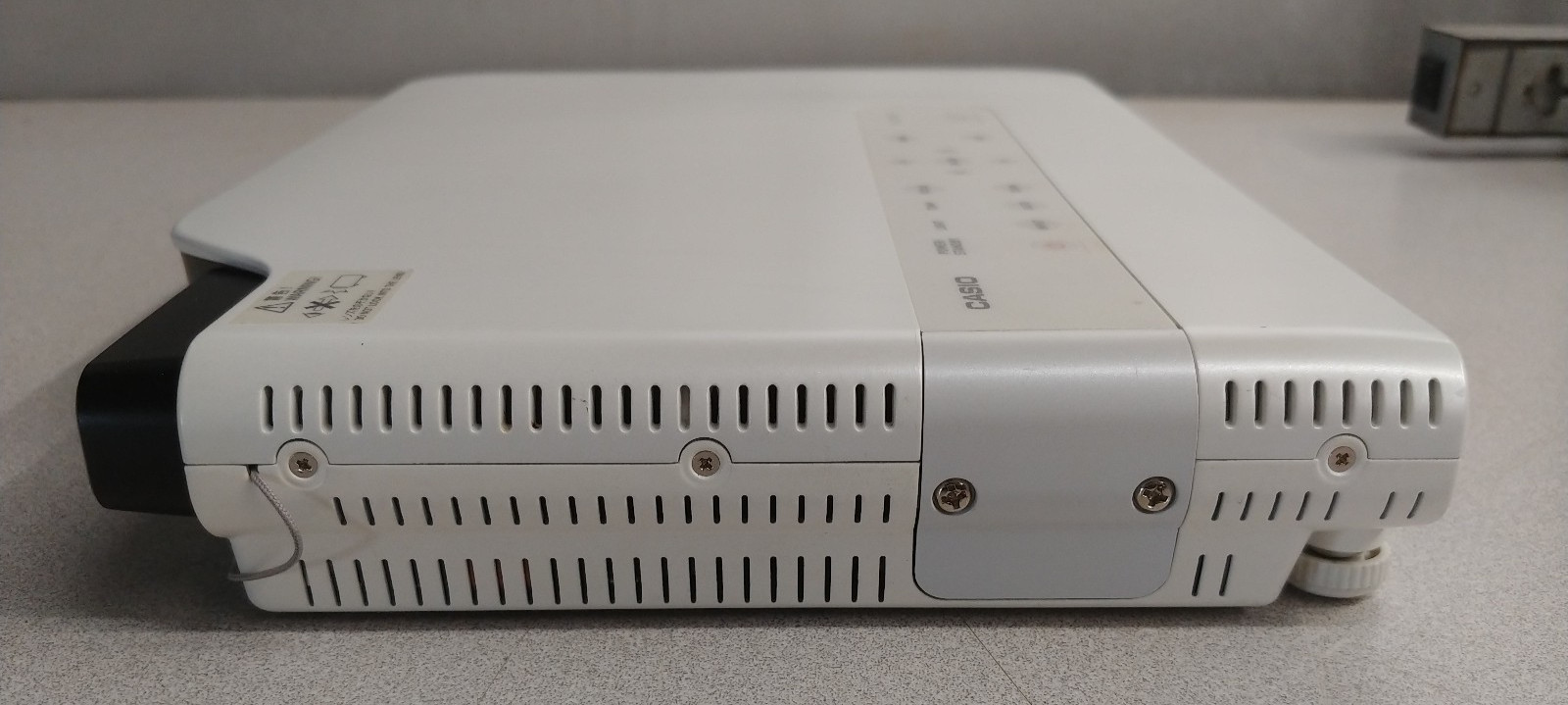 Casio XJ-A140V Laser/LED Hybrid 2500 Lumens DLP Portable Projector