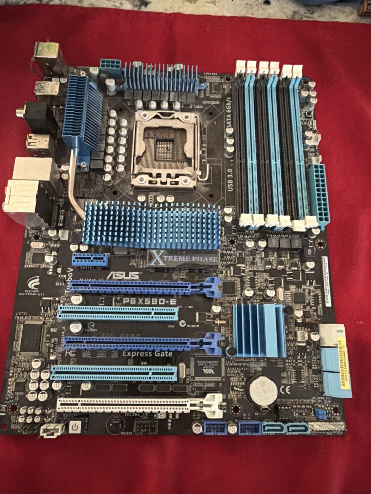 ASUS P6X58-E LGA1366 DDR3 MOTHERBOARD Used