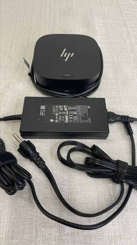 HP USB-C 5TW10UT#ABA G5 Dock Universal Docking Station Thunderbolt 120W AC Box