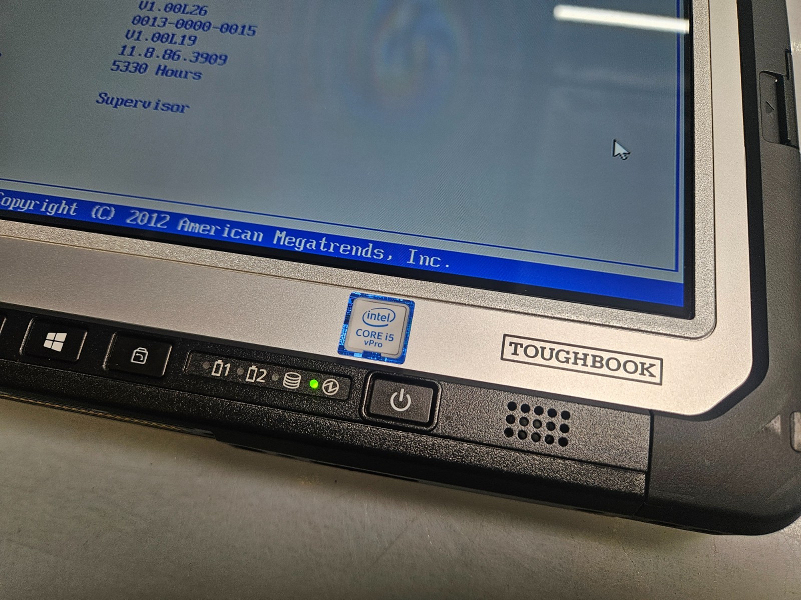 Panasonic Toughbook CF-33 | Intel Core i5-7300U | 8 GB RAM | BOOT TO BIOS