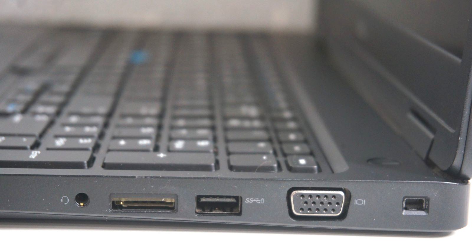 Dell Latitude 5590 Intel Core i7-8650U @1.90GHz 16GB RAM -No HD/No OS/No Battery