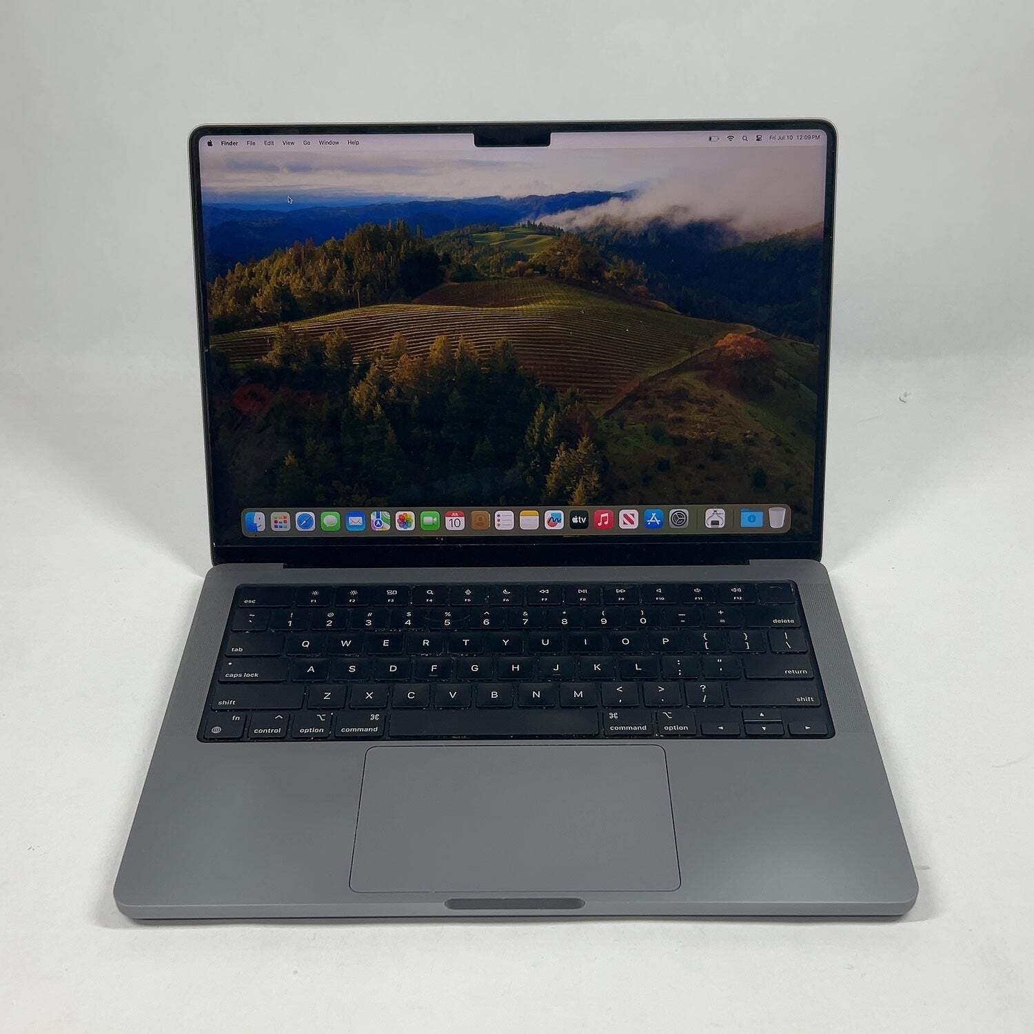 2021 Apple MacBook Pro 14″ M1 Pro 16C GPU 3.2GHz 16GB RAM 512GB SSD MKGP3LL/A